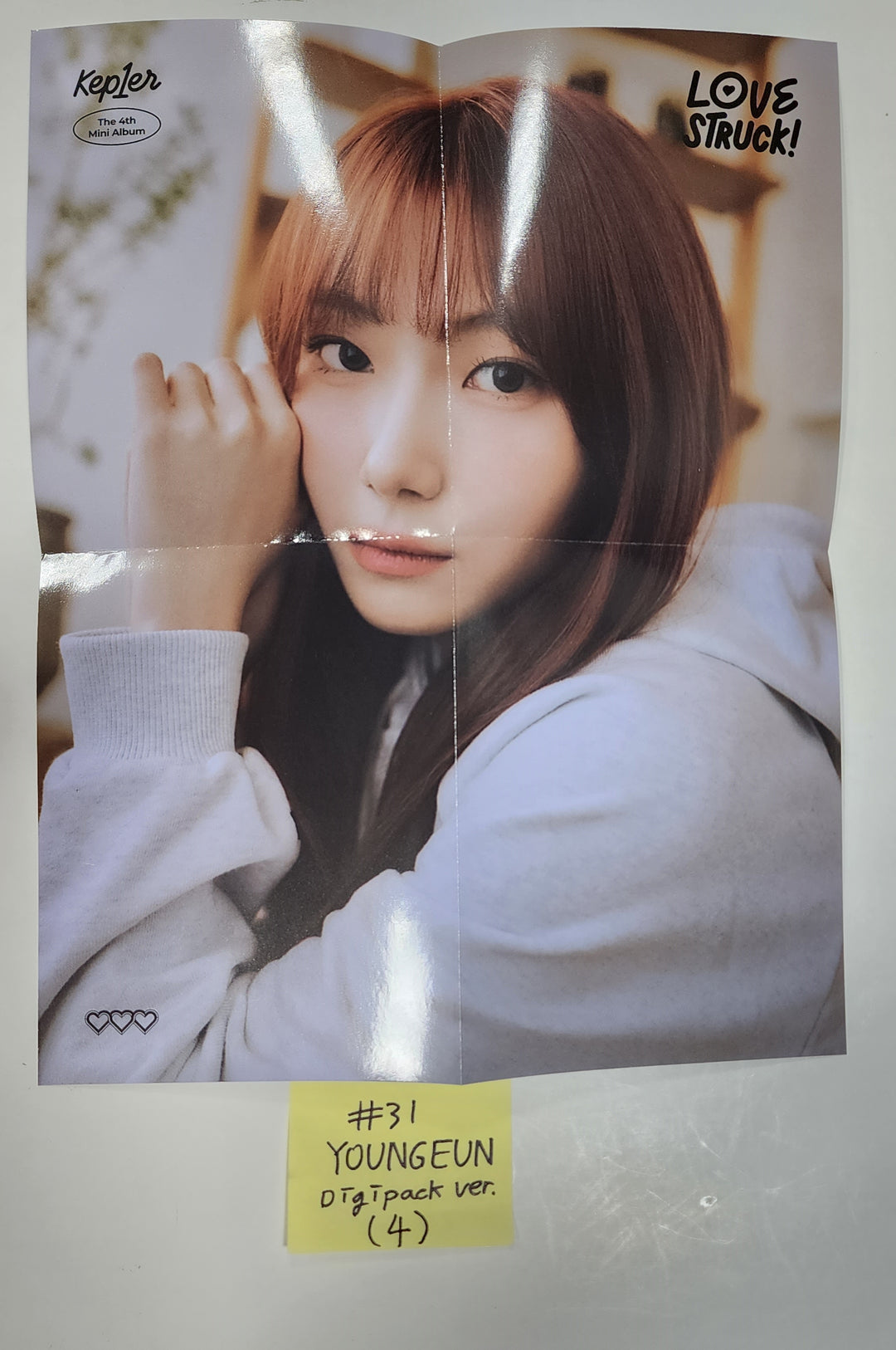 Kep1er "LOVESTRUCK! " - Official Photocard, Folded Poster [Digipack Ver.] - HALLYUSUPERSTORE