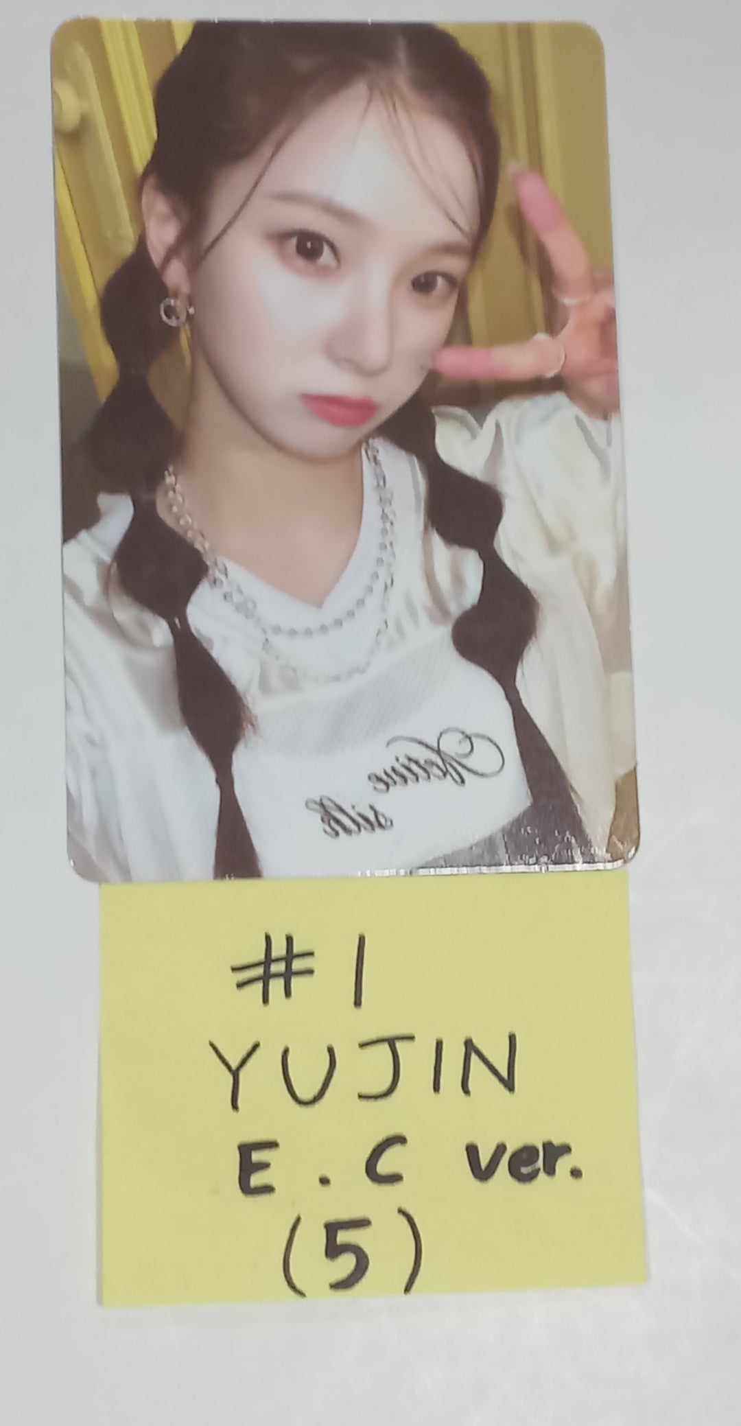 Kep1er "LOVESTRUCK! " - Official Photocard - HALLYUSUPERSTORE