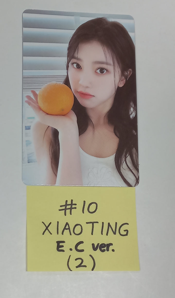 Kep1er "LOVESTRUCK! " - Official Photocard - HALLYUSUPERSTORE