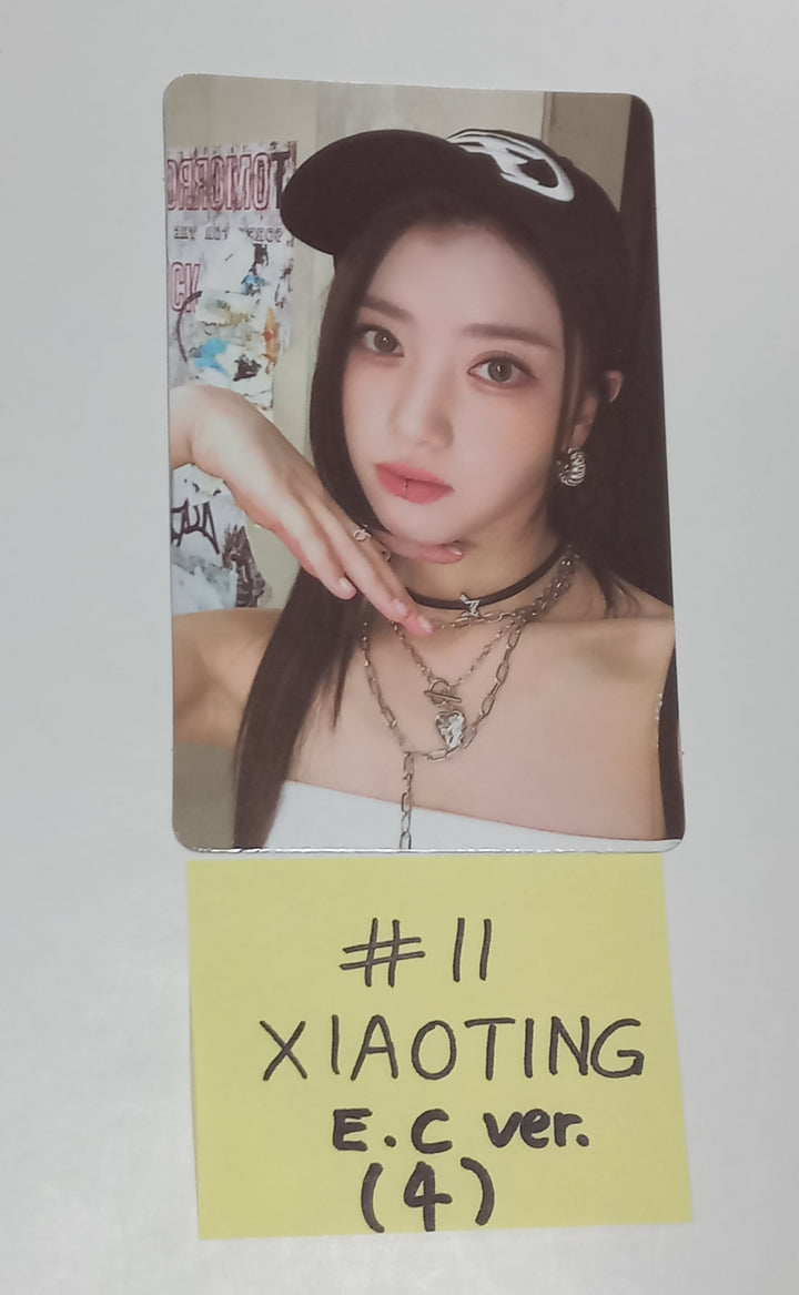 Kep1er "LOVESTRUCK! " - Official Photocard - HALLYUSUPERSTORE