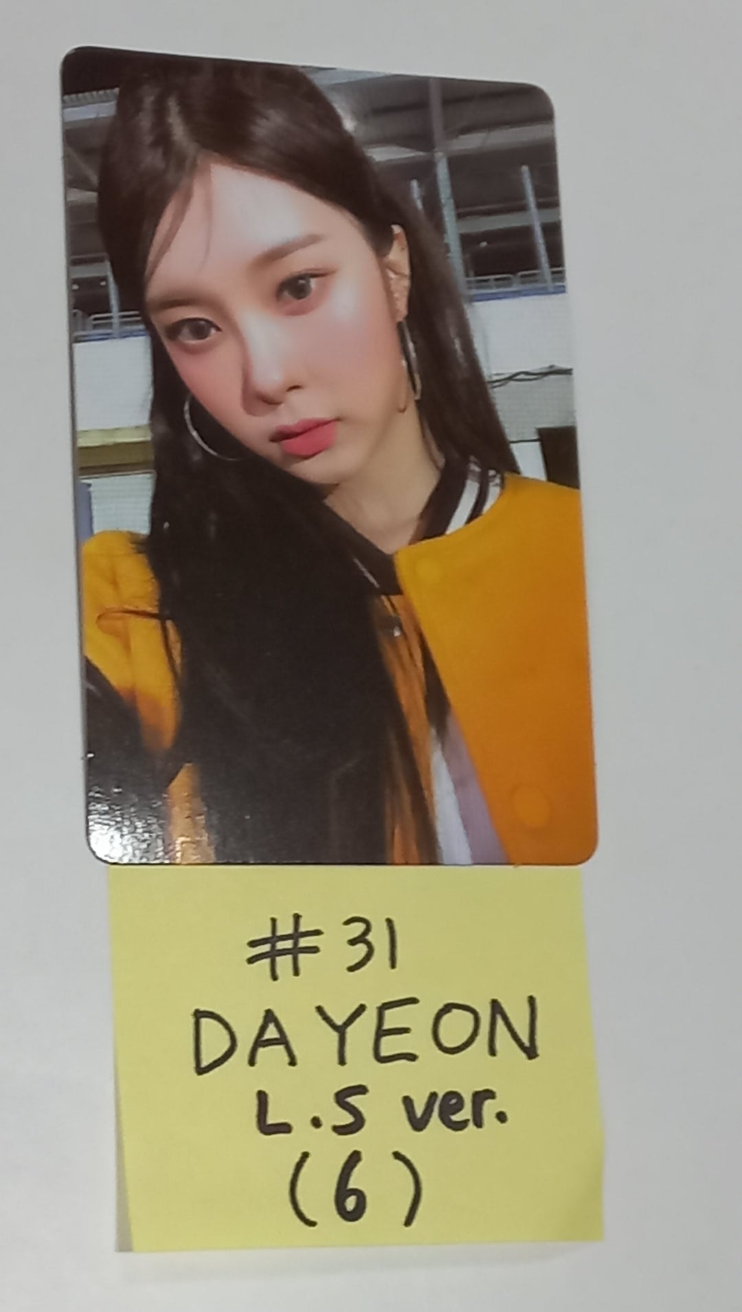 Kep1er "LOVESTRUCK! " - Official Photocard - HALLYUSUPERSTORE
