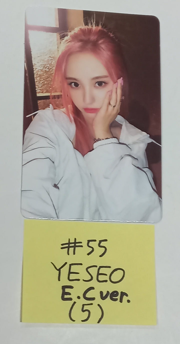 Kep1er "LOVESTRUCK! " - Official Photocard - HALLYUSUPERSTORE