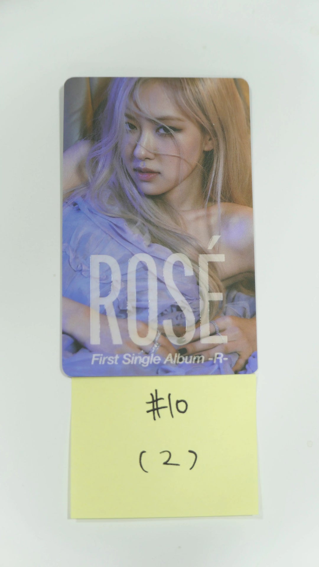 Rose (of Blackpink) -R-   Official Photocard - HALLYUSUPERSTORE