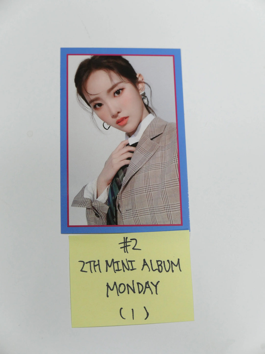 Weeekly "We can" 2nd mini - Official Photocard - HALLYUSUPERSTORE