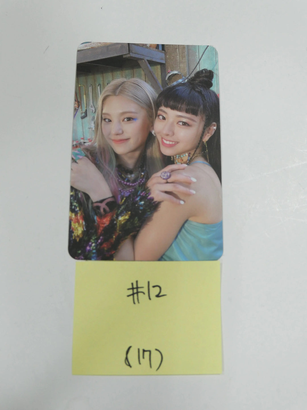 ITZY NOT SHY - OFFICIAL PHOTOCARD - HALLYUSUPERSTORE
