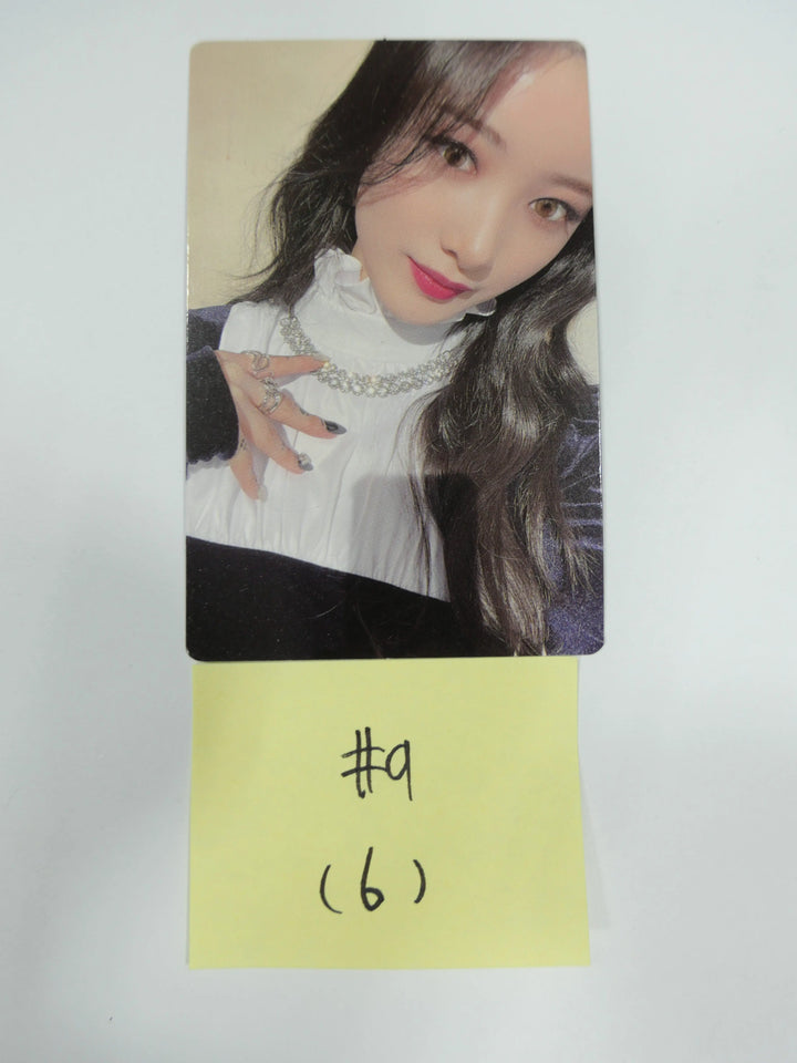Purple Kiss Into the Violet - Official Photocard (updated 3-31) - HALLYUSUPERSTORE