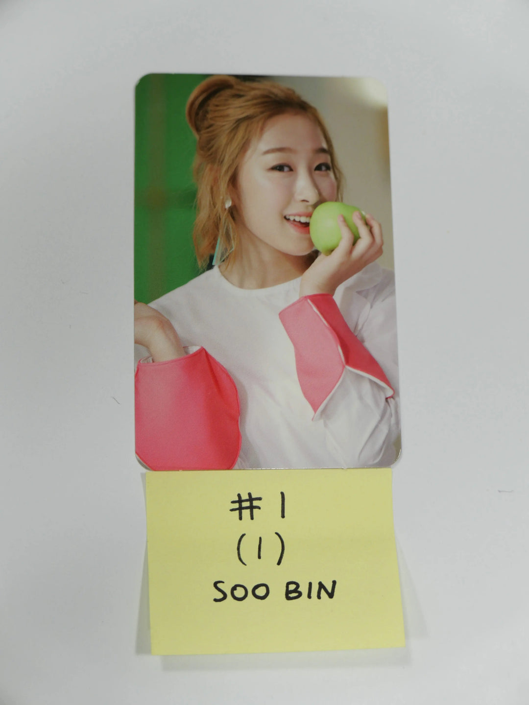 WJSN Cosmic Girls - Official Photocard (Old) - HALLYUSUPERSTORE