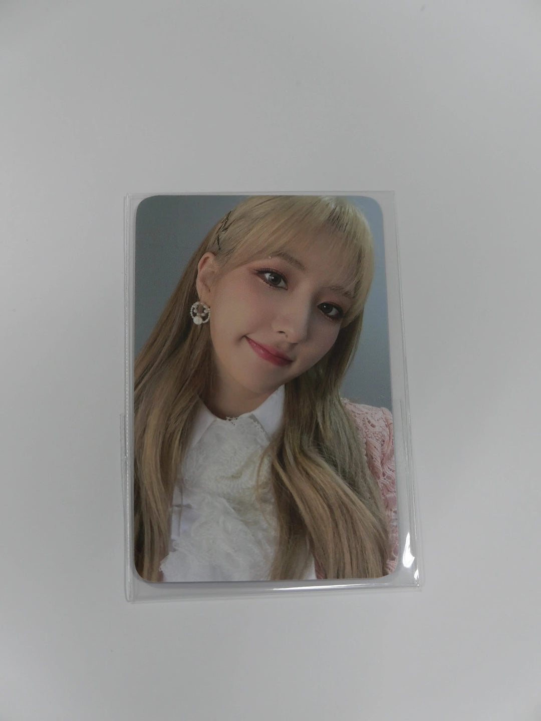WJSN Cosmic Girls - "Unnatural" Ktown4u Pre-order Photocard - HALLYUSUPERSTORE