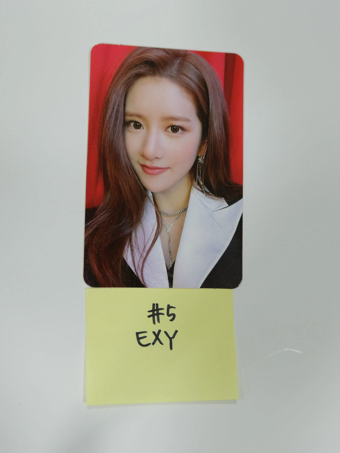 WJSN Cosmic Girls - "Unnatural" Official Photocard (