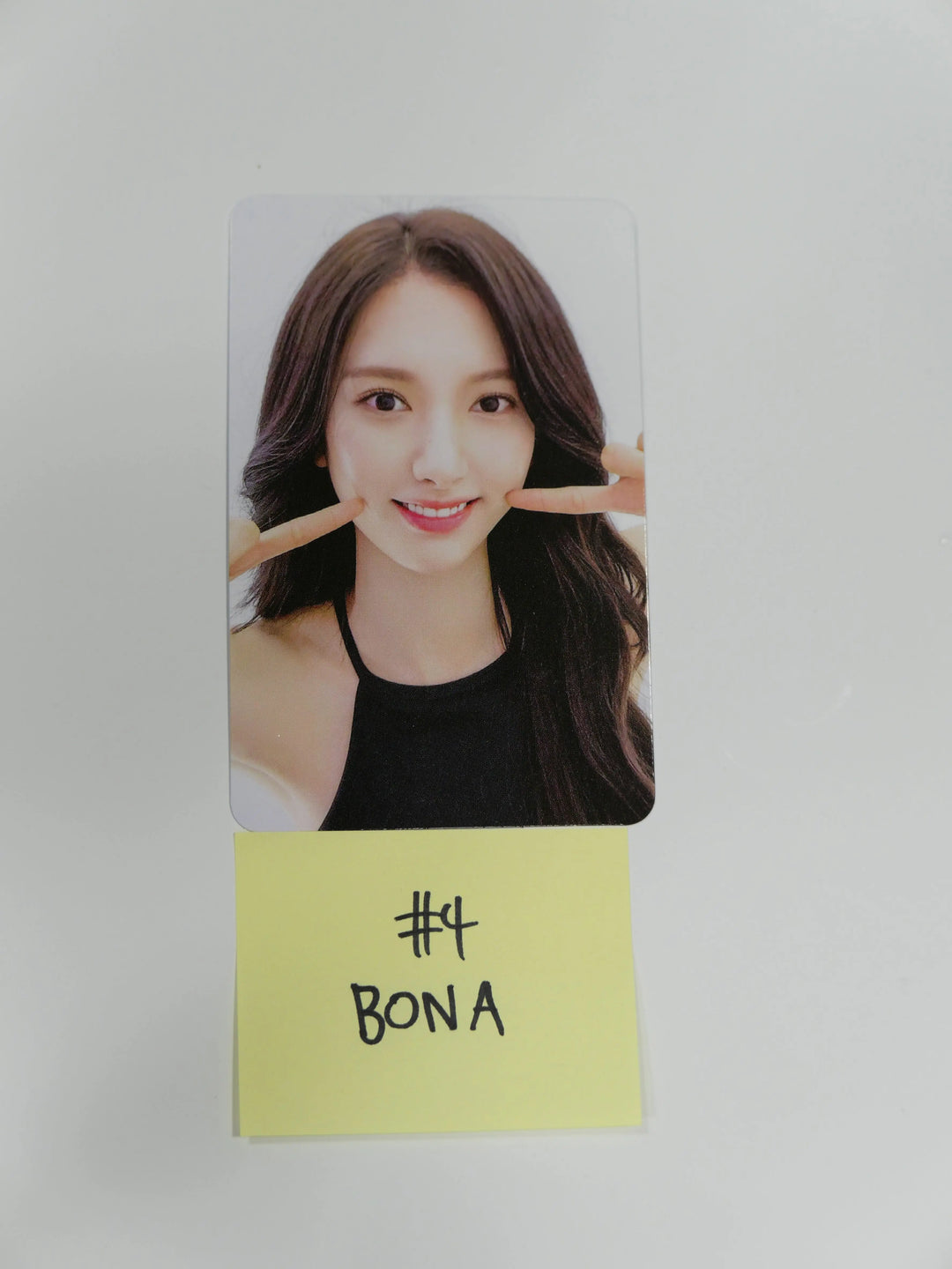WJSN Cosmic Girls - "Unnatural" Official Photocard (