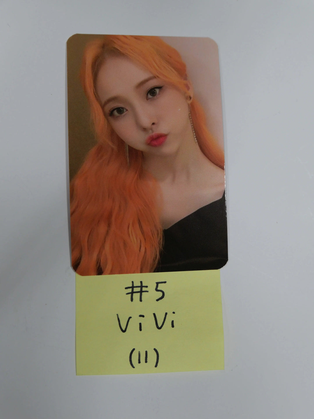 Loona 12:00 - Official Photocard - Vivi - HALLYUSUPERSTORE