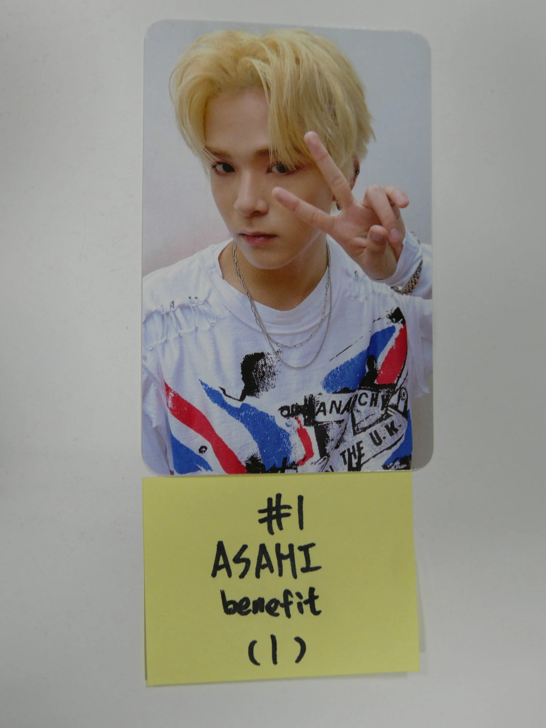 Treasure The First Step - Pre Order Photocard - ASAHI - HALLYUSUPERSTORE