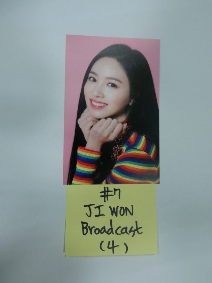 Cherry Bullet - Broadcast Photocard - HALLYUSUPERSTORE