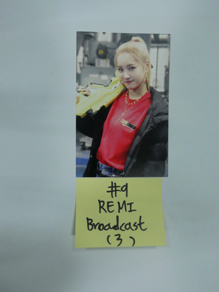Cherry Bullet - Broadcast Photocard - HALLYUSUPERSTORE