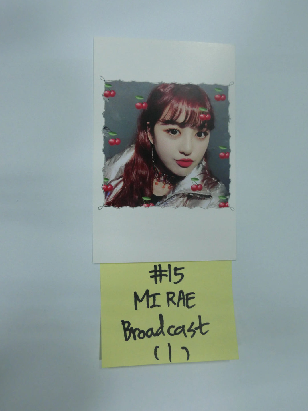 Cherry Bullet - Broadcast Photocard - HALLYUSUPERSTORE