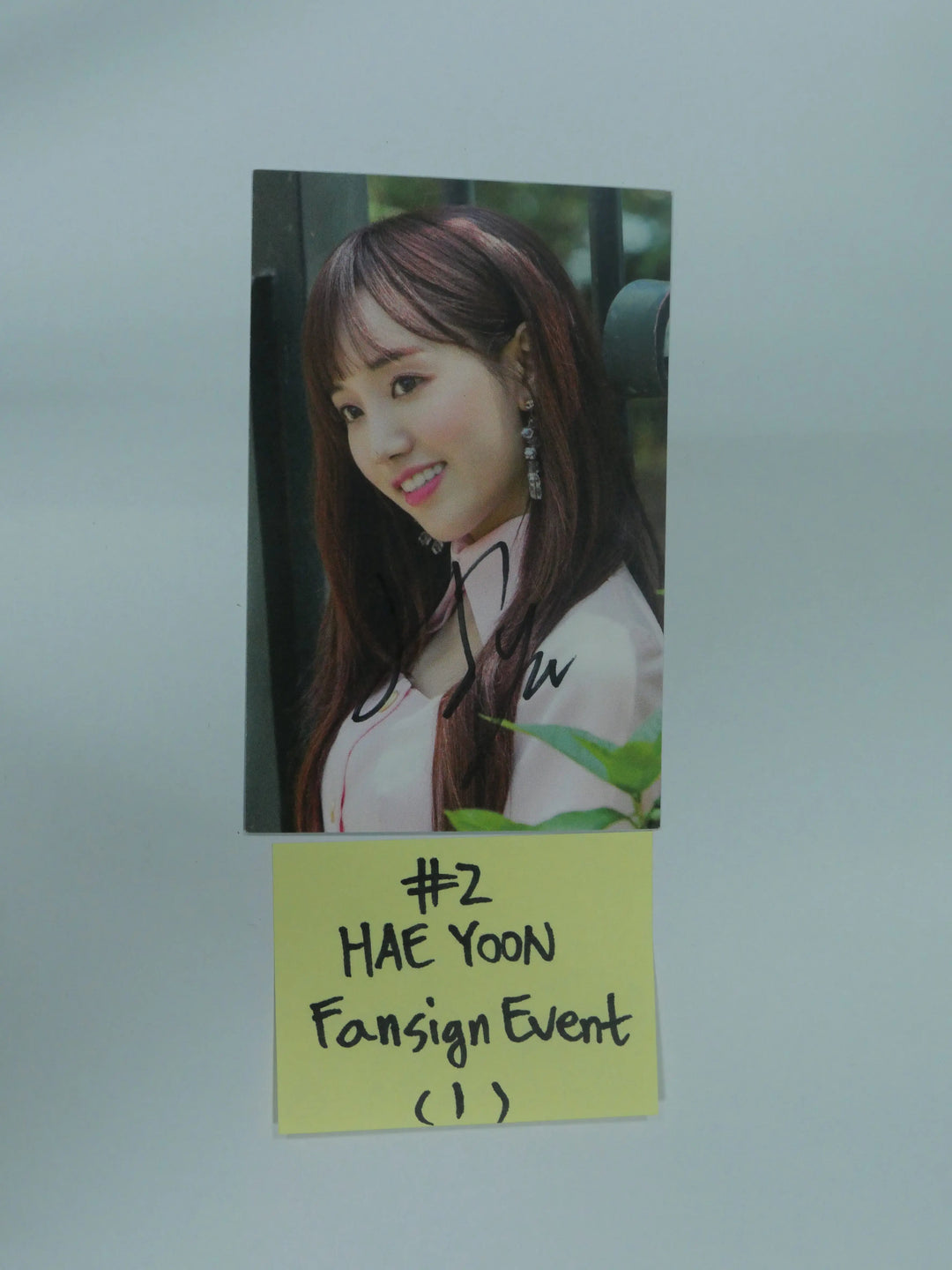 Cherry Bullet - Fansign Winner Event Hand Autograpted (Sign) &amp; Album Photocard - HALLYUSUPERSTORE