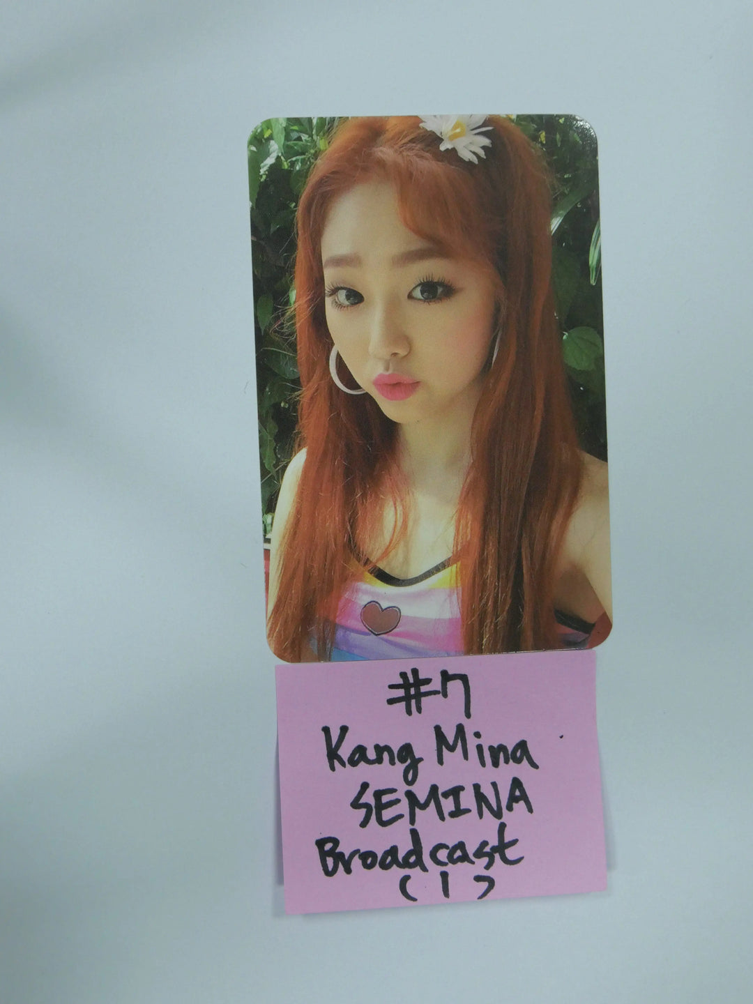 Gugudan - Official &amp; Broadcast Photocard - HALLYUSUPERSTORE