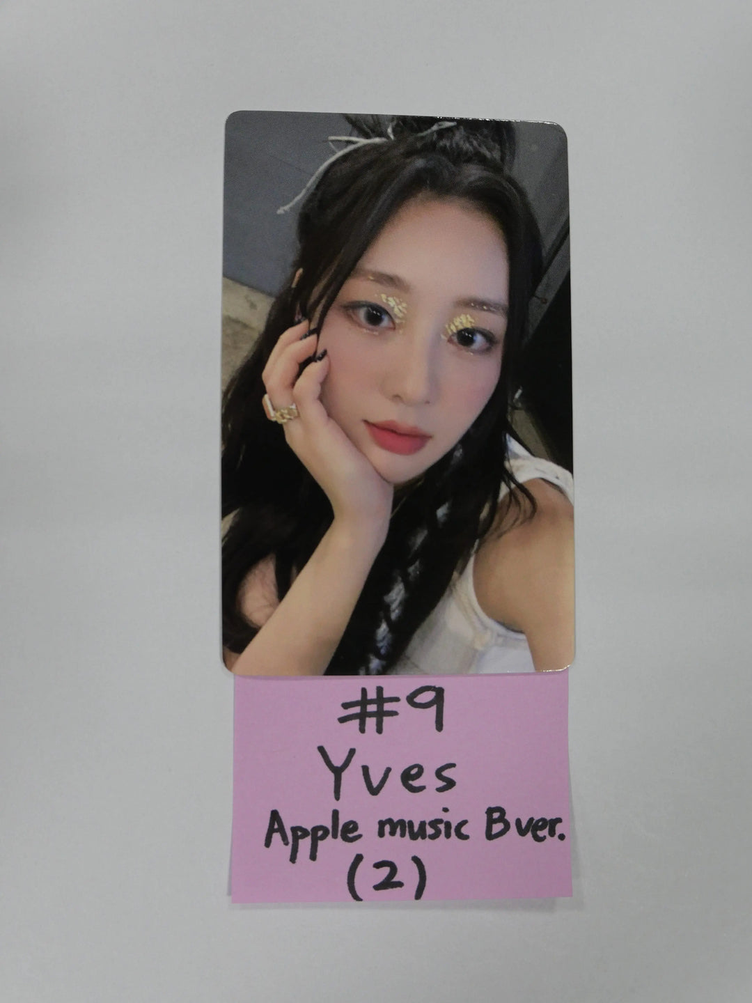 Loona &