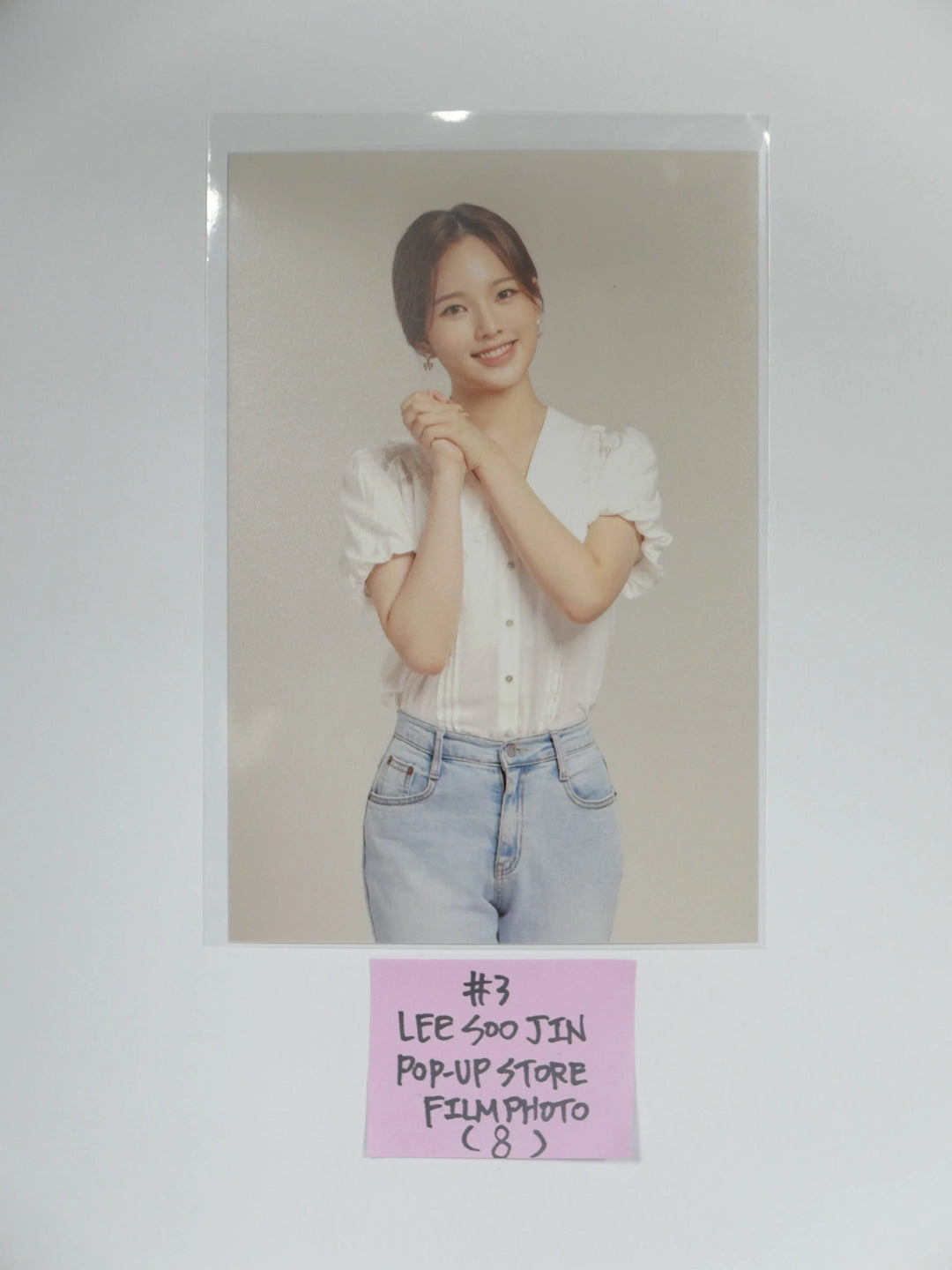 Weeekly - Happy Birthday Weeekly! POP-UP Store Film Photocard (Soo Jin, Ji Yoon &amp; Zoa) - HALLYUSUPERSTORE