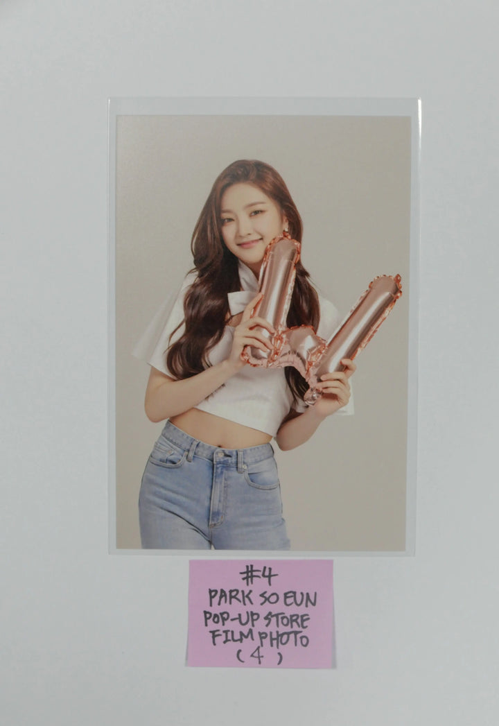 Weeekly - Happy Birthday Weeekly! POP-UP Store Film Photocard (Ji Han, So Eun &amp; Jae Hee) - HALLYUSUPERSTORE