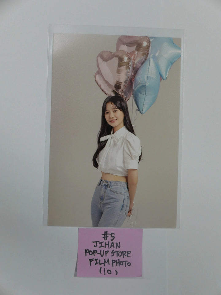 Weeekly - Happy Birthday Weeekly! POP-UP Store Film Photocard (Ji Han, So Eun &amp; Jae Hee) - HALLYUSUPERSTORE