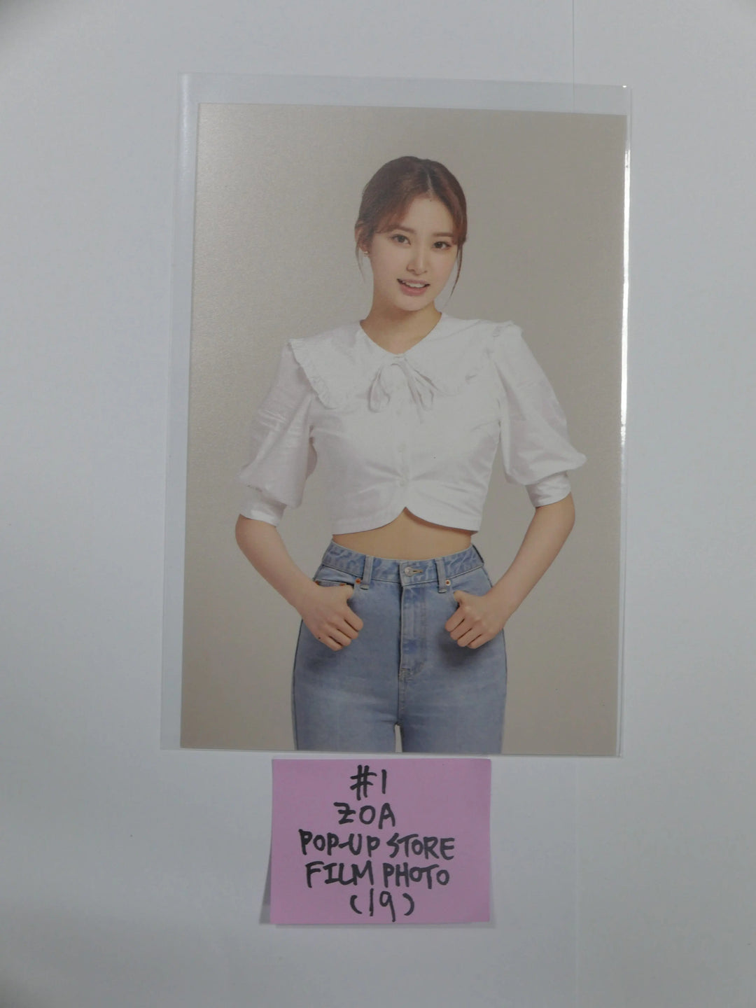 Weeekly - Happy Birthday Weeekly! POP-UP Store Film Photocard (Soo Jin, Ji Yoon &amp; Zoa) - HALLYUSUPERSTORE