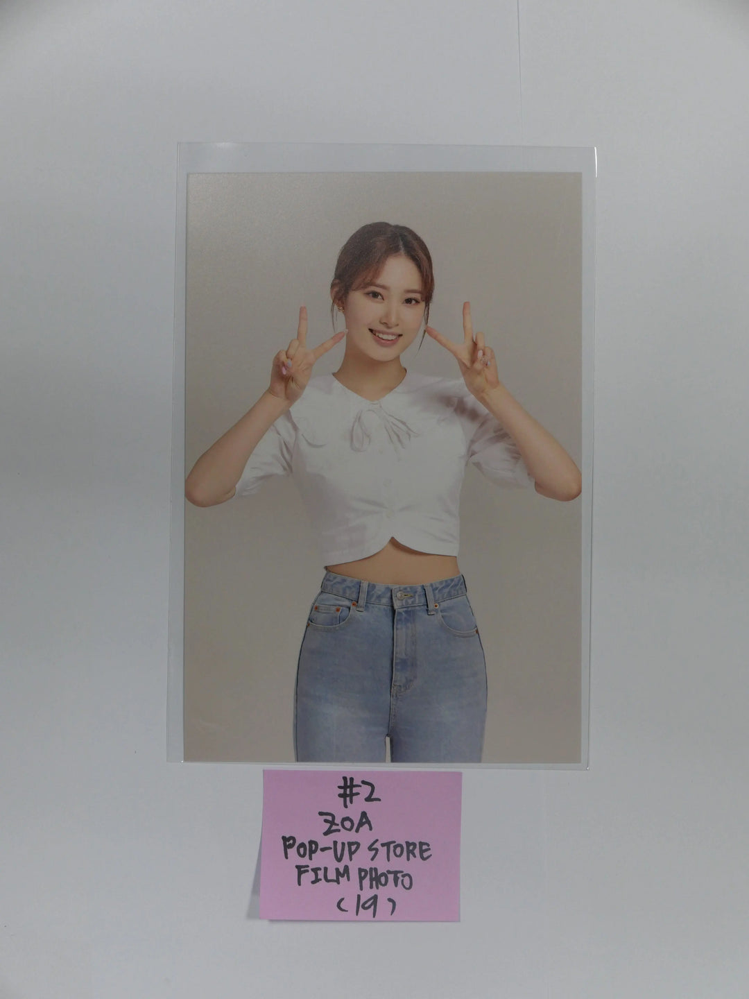 Weeekly - Happy Birthday Weeekly! POP-UP Store Film Photocard (Soo Jin, Ji Yoon &amp; Zoa) - HALLYUSUPERSTORE