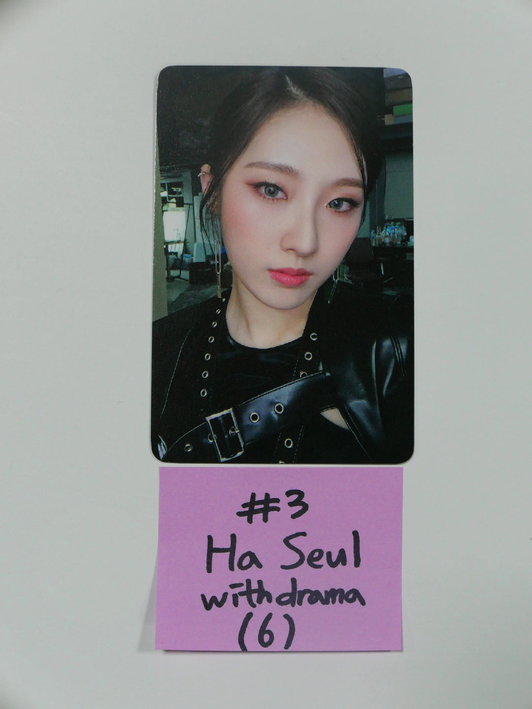 Loona &