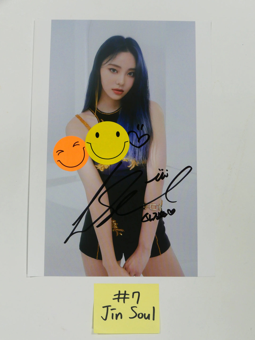 Loona &