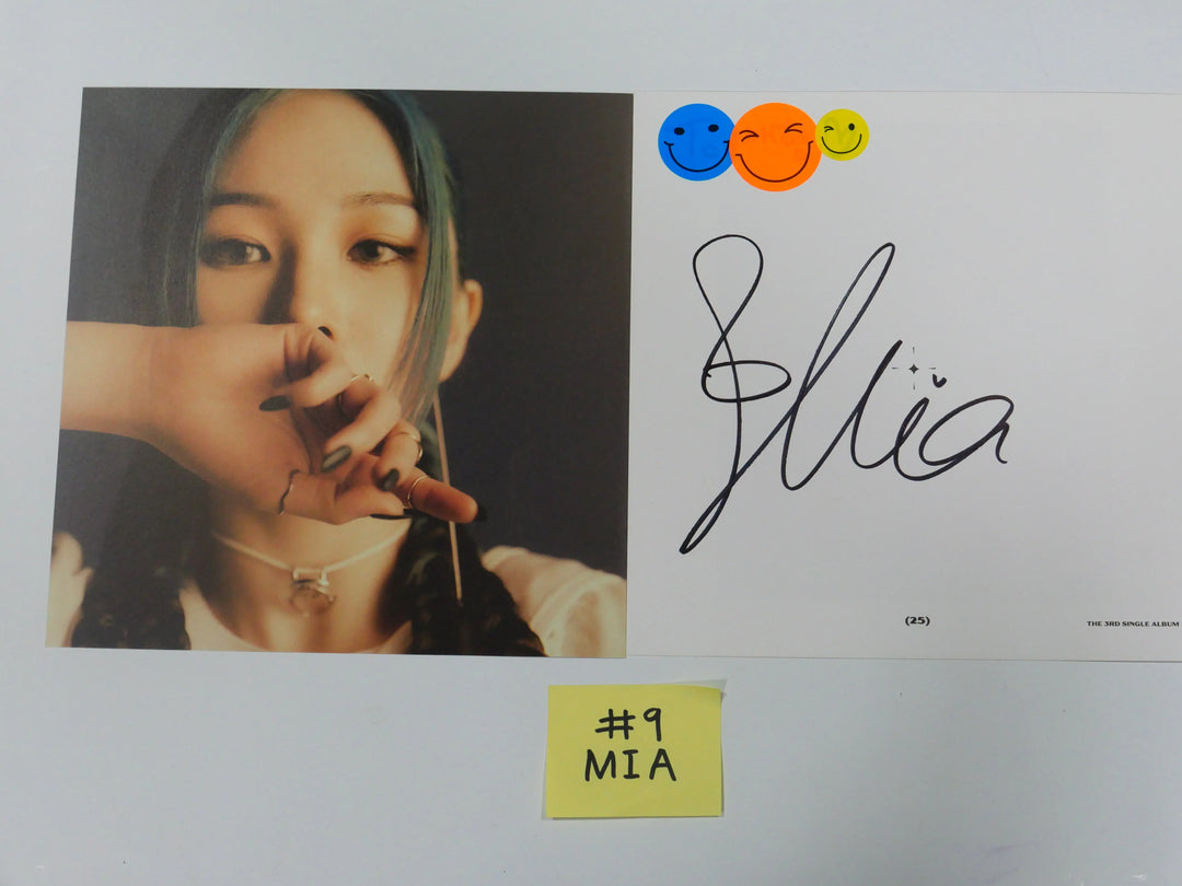 Everglow - A Cut Page From Fansign Event Albums - HALLYUSUPERSTORE