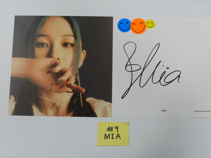 Everglow - A Cut Page From Fansign Event Albums - HALLYUSUPERSTORE
