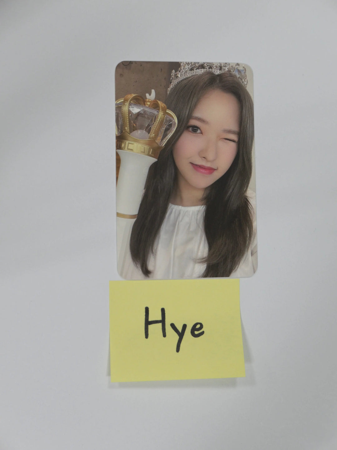 Loona 1st Anniversary Membership Event Official Photocard &amp; Postcard - HALLYUSUPERSTORE