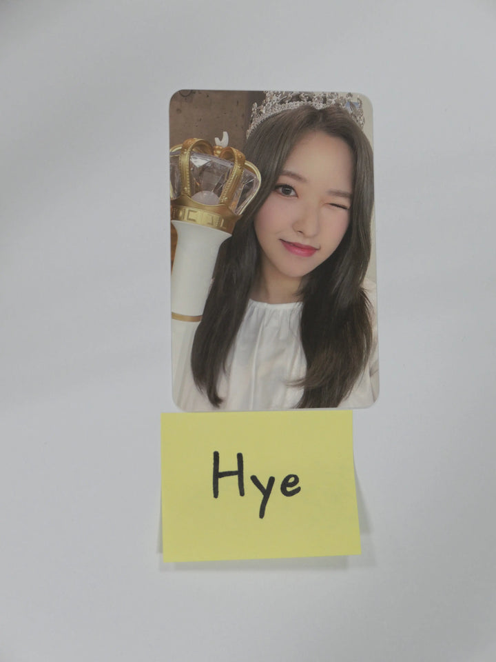 Loona 1st Anniversary Membership Event Official Photocard &amp; Postcard - HALLYUSUPERSTORE