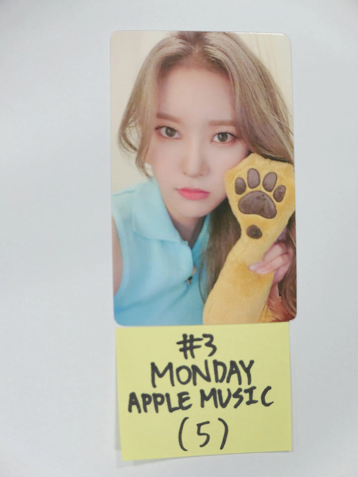 Weeekly - Play Game: Holiday - Applemusic Fan Sign Event Photocard - HALLYUSUPERSTORE