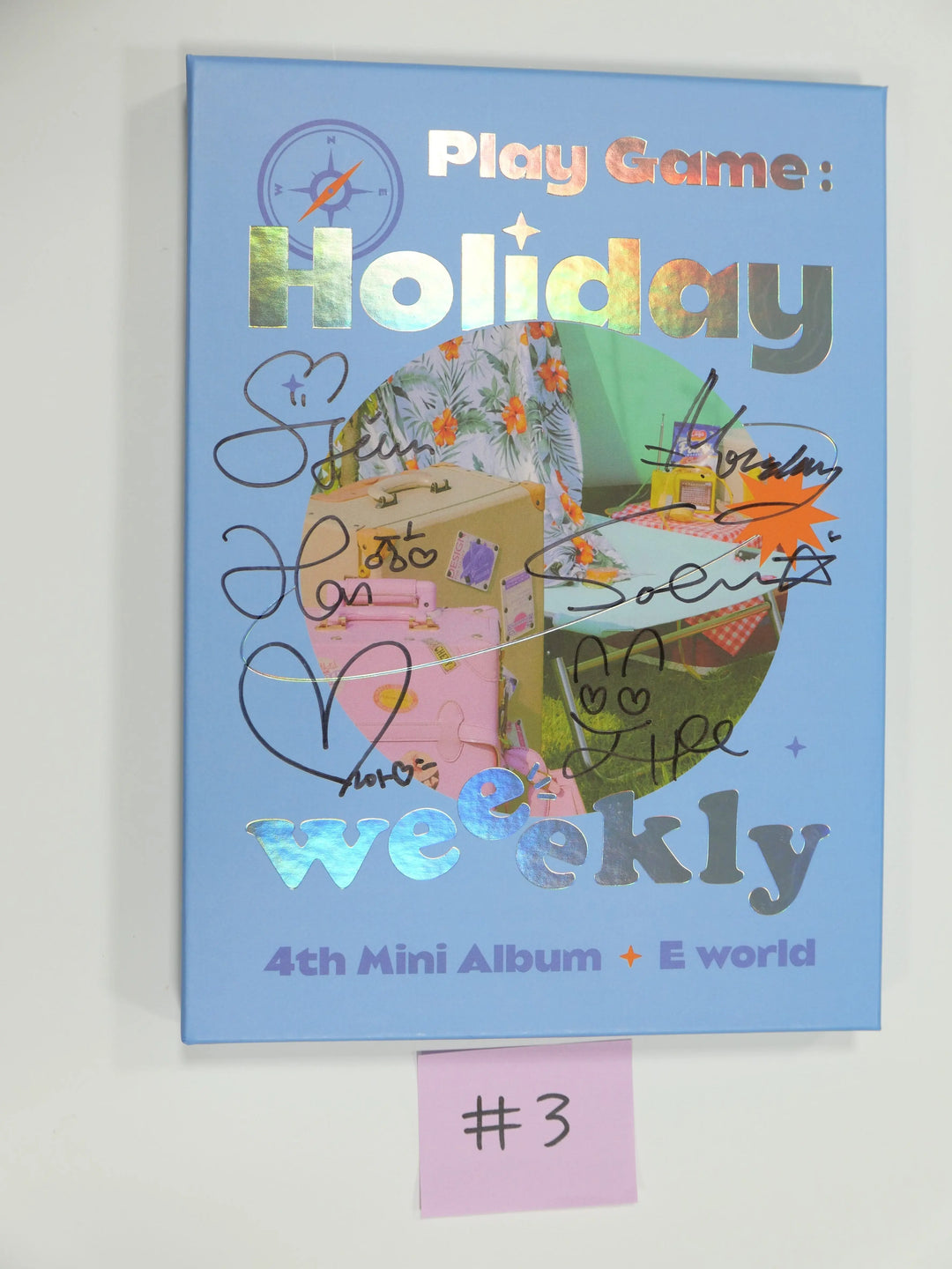 Weeekly "Play Game : Holiday Party" 4th Mini - Autographed Promo Album (Updated 8/12) - HALLYUSUPERSTORE