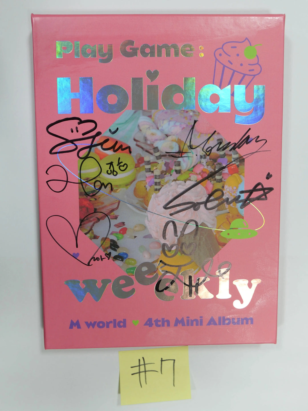 Weeekly "Play Game : Holiday Party" 4th Mini - Autographed Promo Album (Updated 8/12) - HALLYUSUPERSTORE