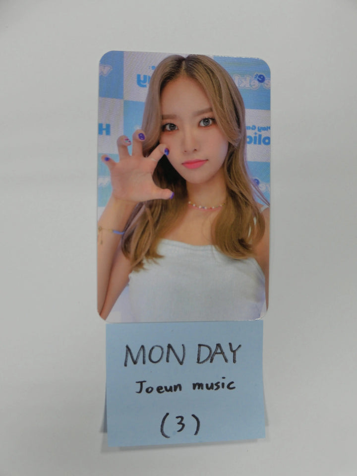 Weeekly - Play Game: Holiday - Joeun Music Fan Sign Event Photocard - HALLYUSUPERSTORE
