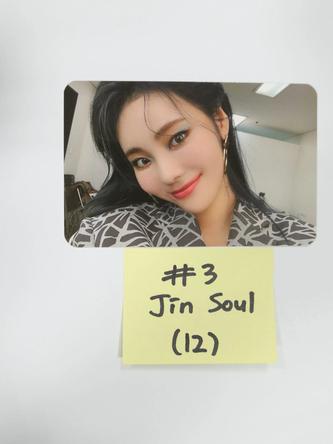 Loona &