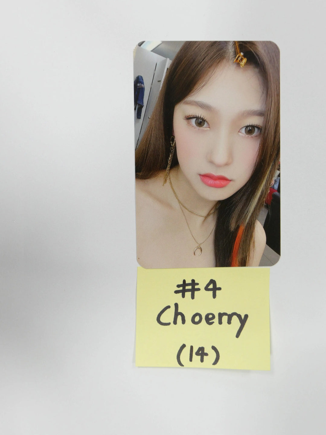 Loona &