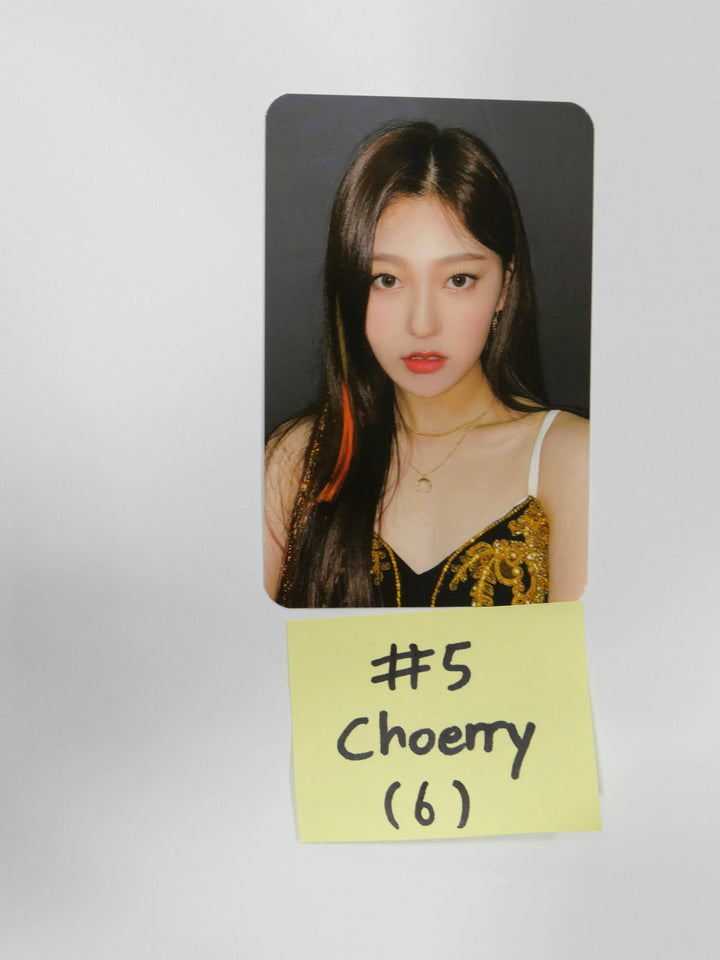 Loona &