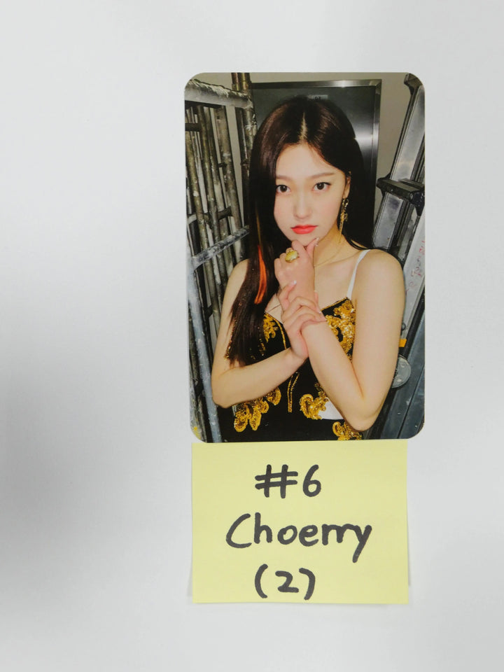 Loona &