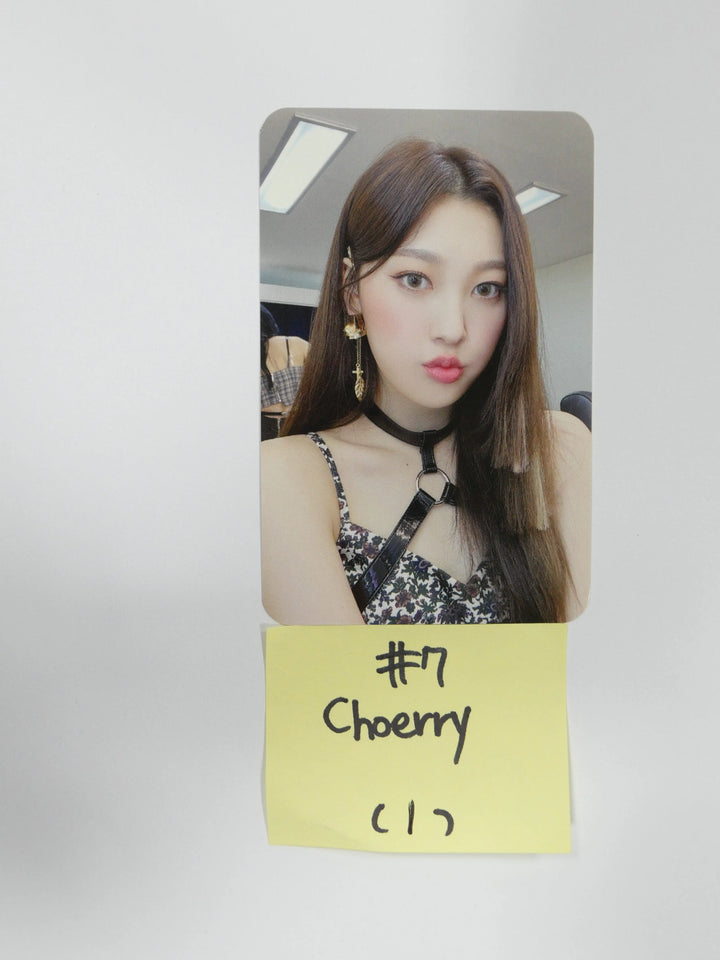 Loona &