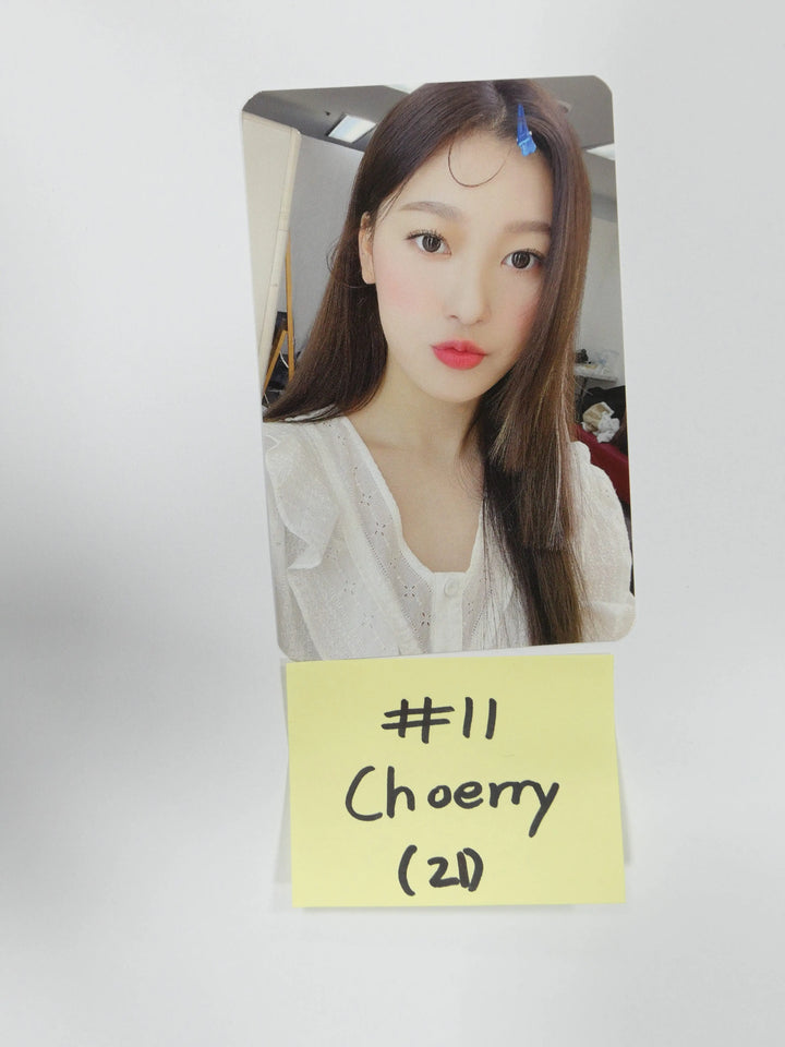 Loona &