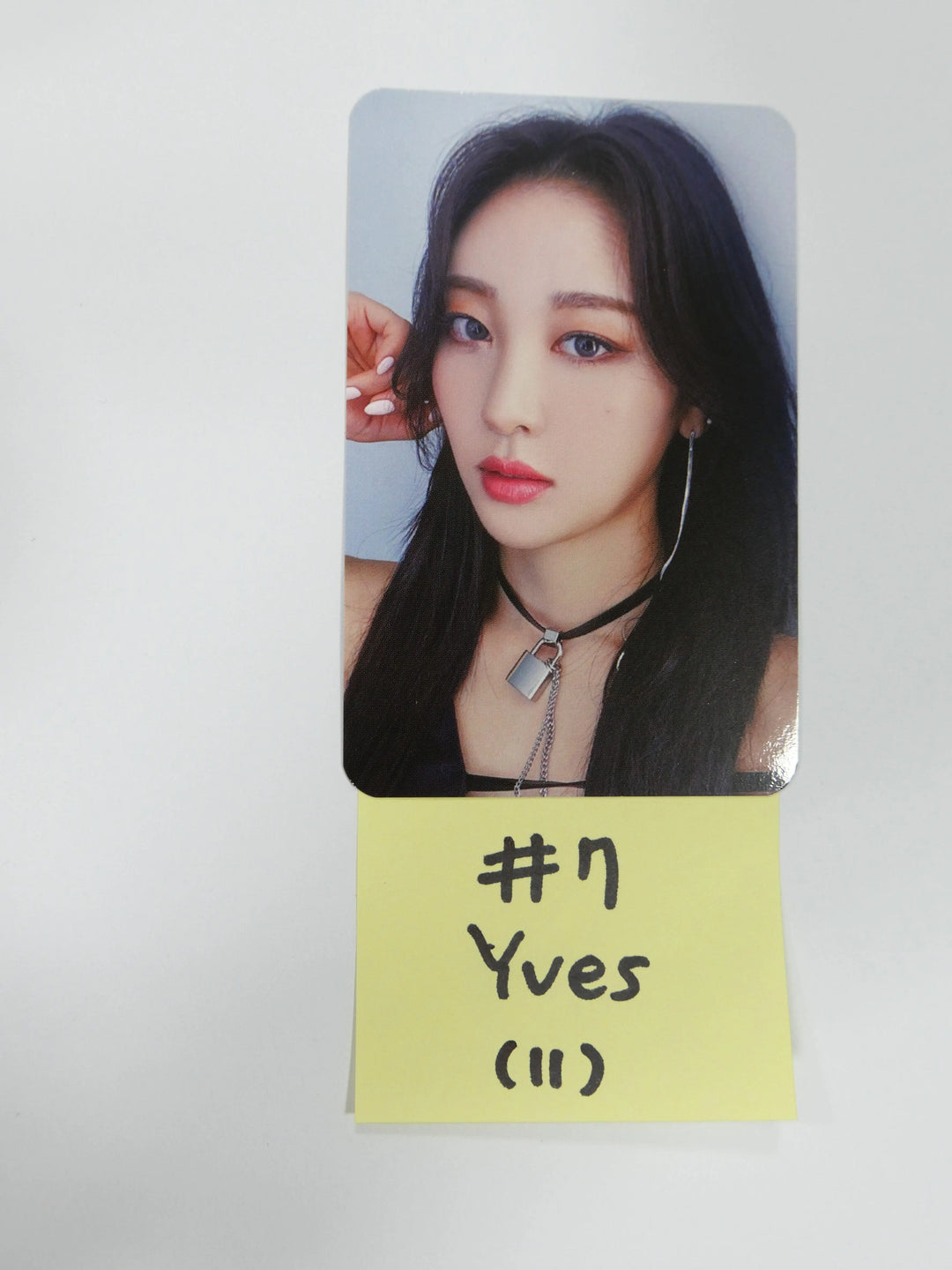 Loona &