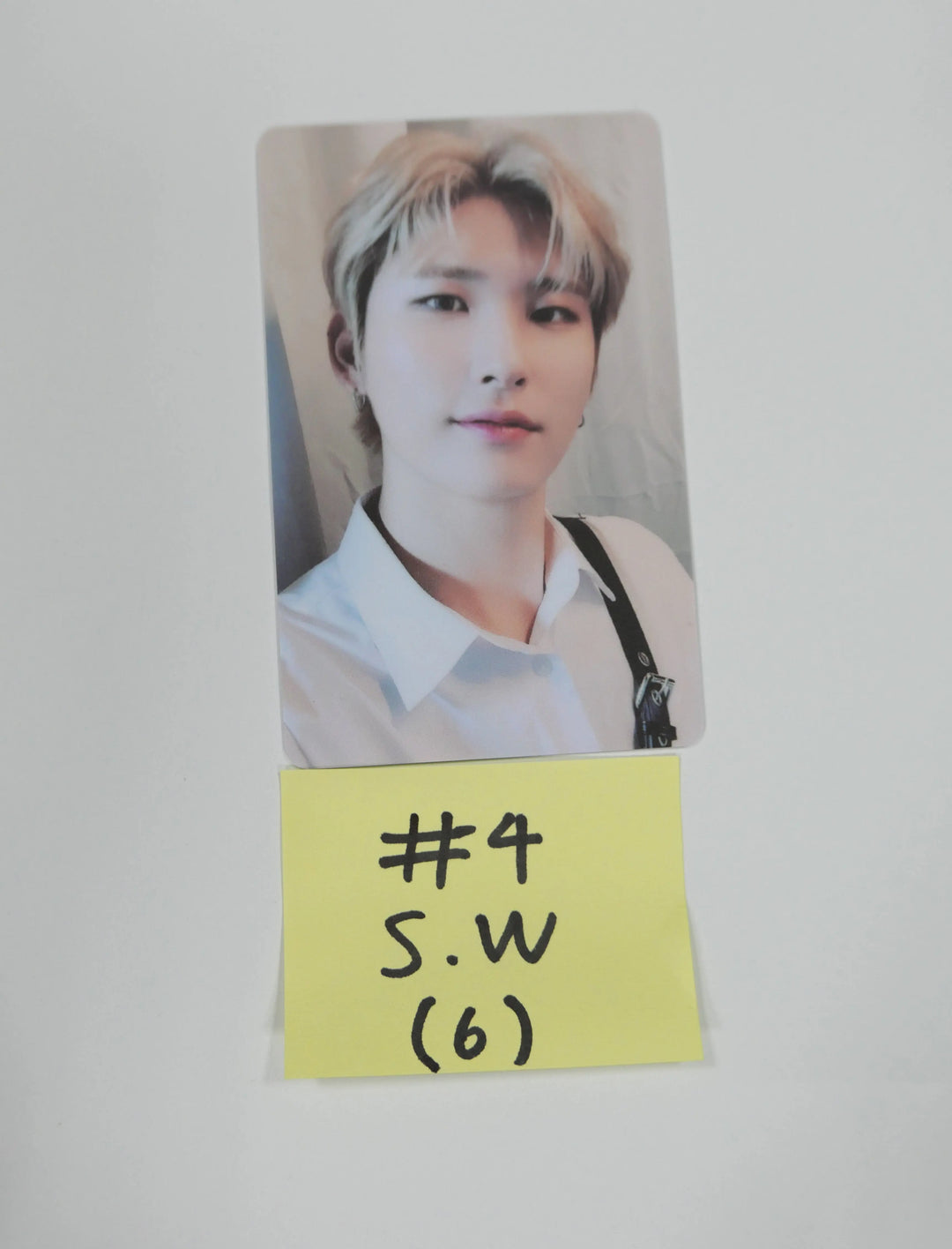 Cravity "The Awakening Written In The Stars" 1st - Soundwave Luckydraw Photocard - HALLYUSUPERSTORE