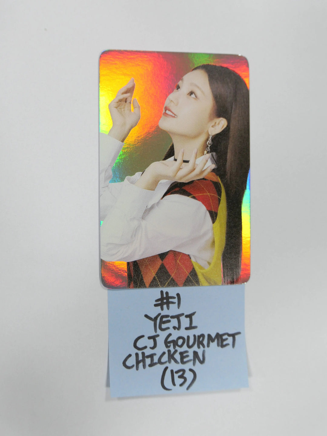 Itzy - GOURMET Chicken Promotional Hologram Photocard - HALLYUSUPERSTORE
