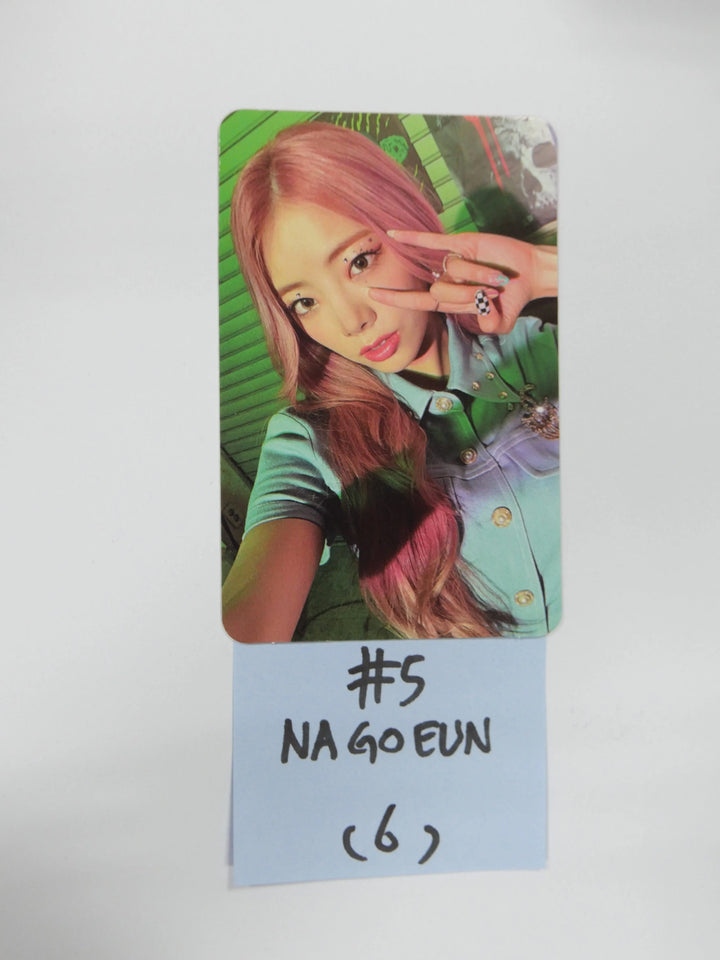 Purple Kiss "Hide &amp; Seek" - Official Photocard [Updated 10/01] - HALLYUSUPERSTORE