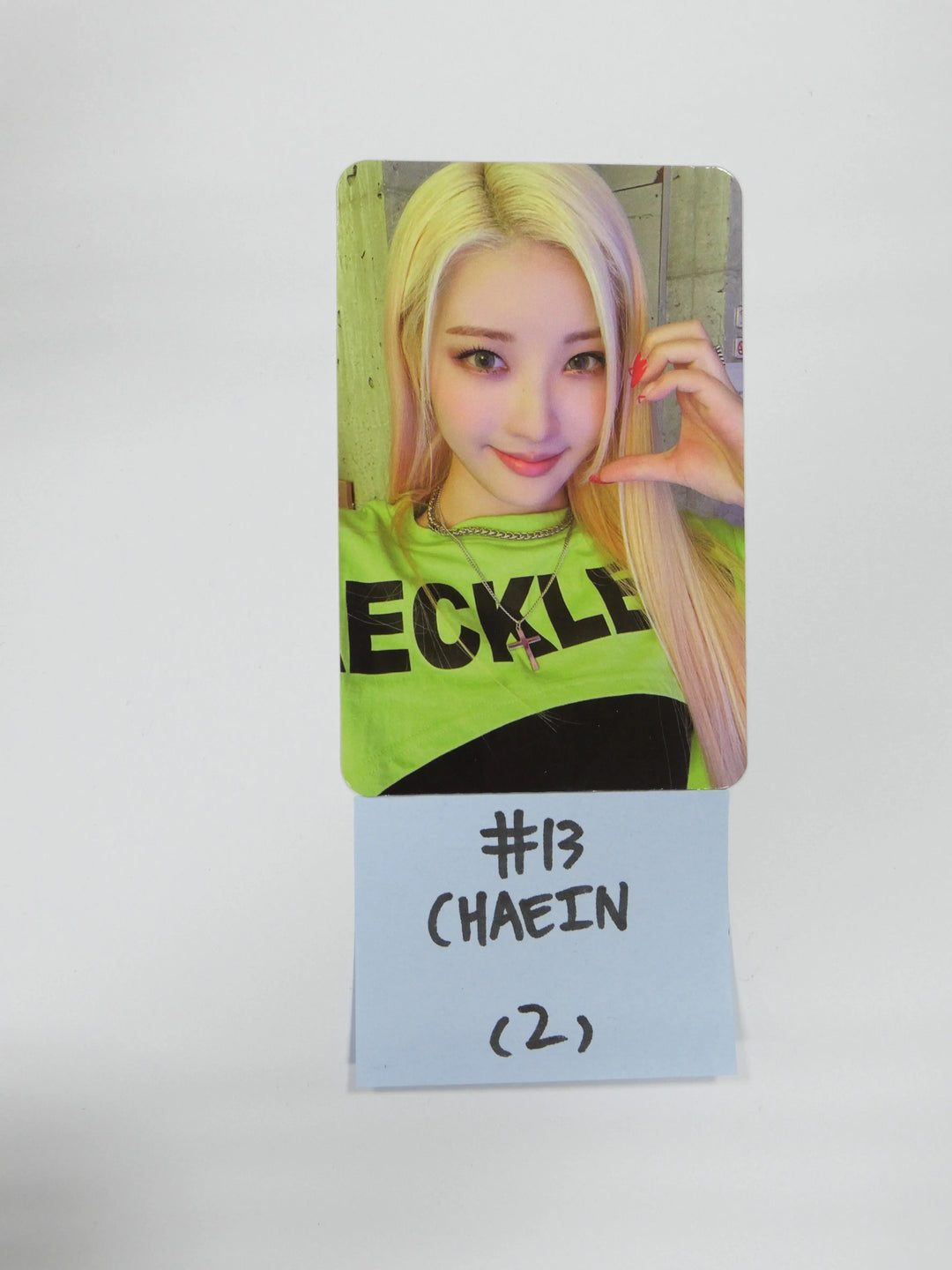 Purple Kiss "Hide &amp; Seek" - Official Photocard [Updated 10/01] - HALLYUSUPERSTORE