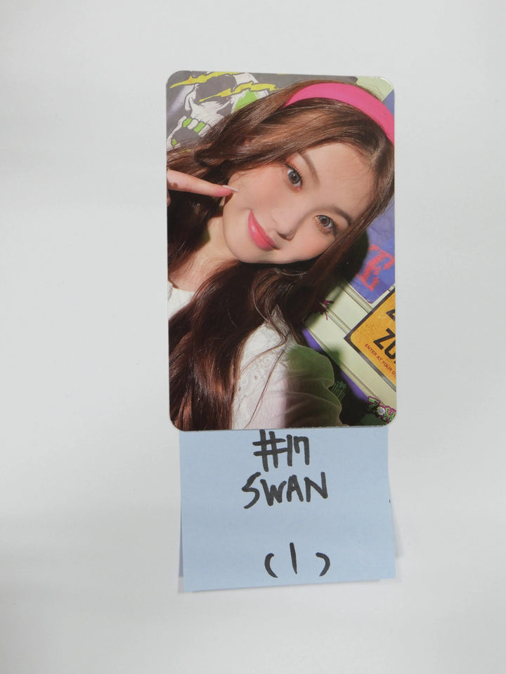 Purple Kiss "Hide &amp; Seek" - Official Photocard [Updated 10/01] - HALLYUSUPERSTORE