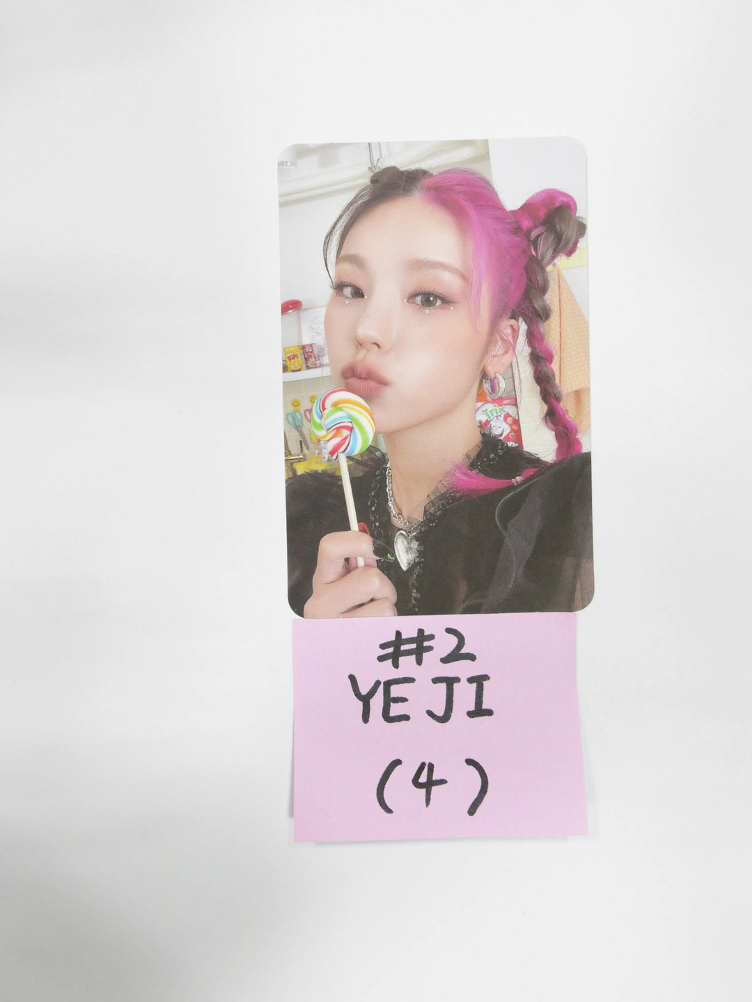 ITZY &